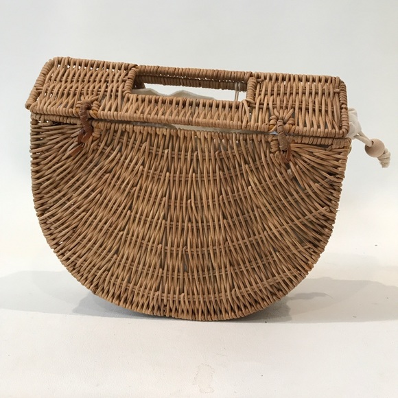 Sold C&C California Straw Rattan Bag Crossbody NEW - Picture 2 of 9